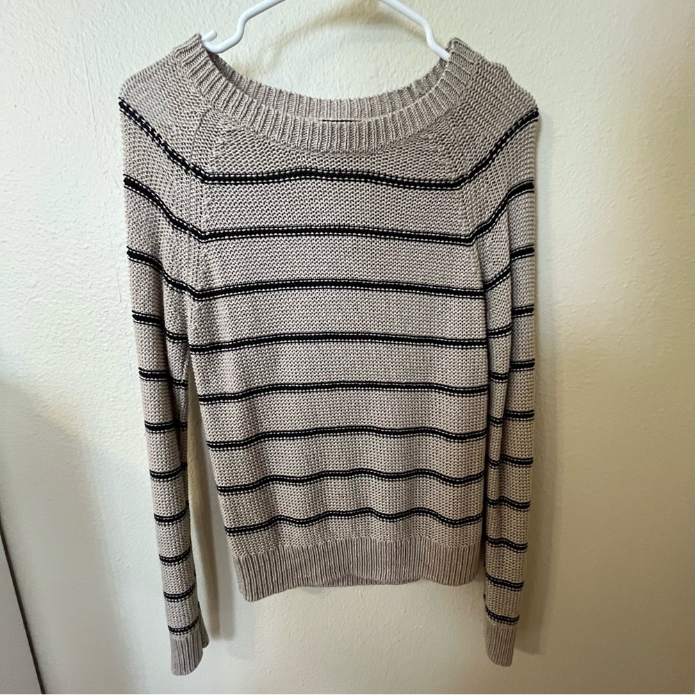 Forever 21 Cream and Black Crew Neck Sweater